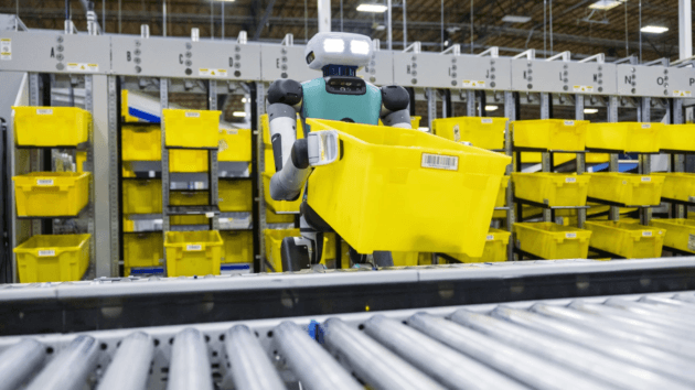 Spectacle vs. Scale: What This Week in Robotics Actually Told Us