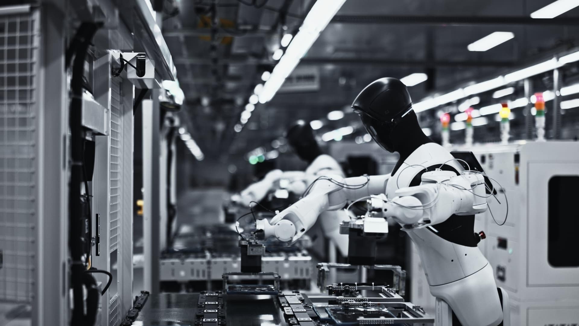 Why the Next Robotics Winners May Not Build Humanoid Robots
